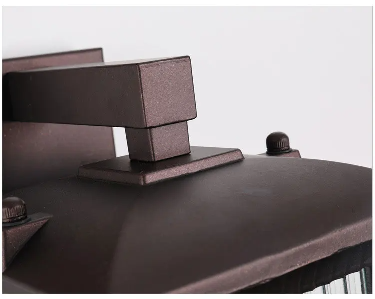TerraGuard Classic – Wasserdichte Außenwandleuchte aus Metall