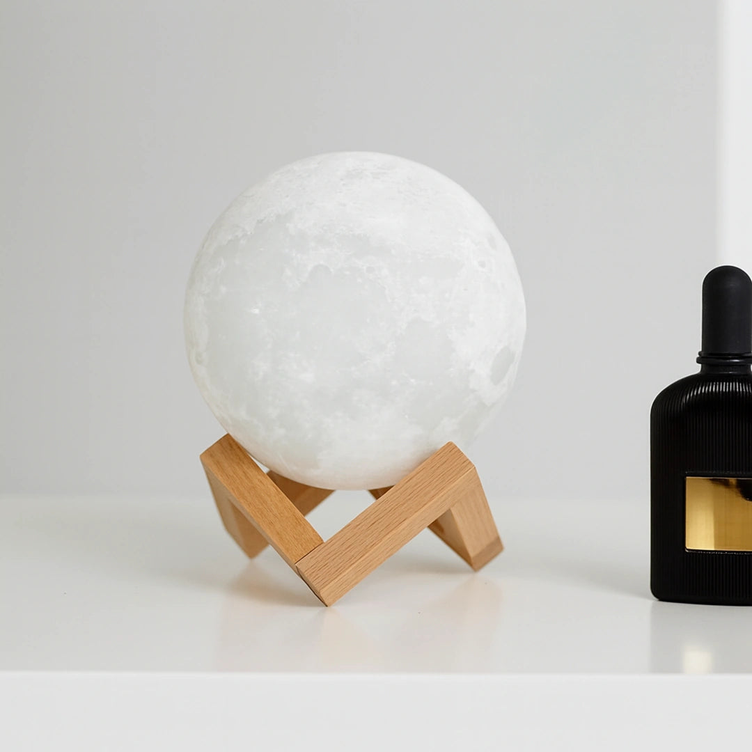 Lumera – 3D-gedruckte Mondlampe mit Fernbedienung