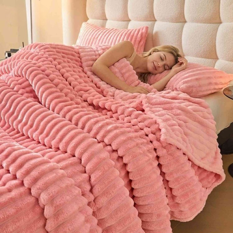 Cozyviro – Weiche Kuscheldecke mit gerippter Oberfläche und beidseitiger Ausführung