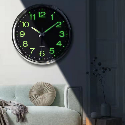 Chronolume – Große LED-Wanduhr mit beleuchteter digitaler Zeitanzeige
