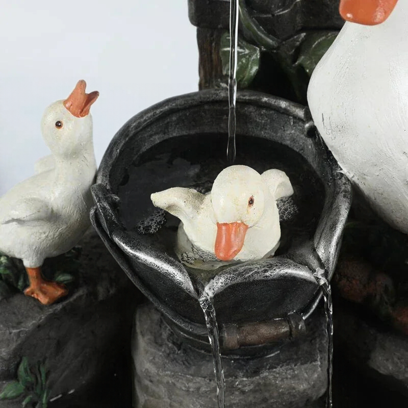 Pondelora – Solar-Gartenfigur mit LED-Licht und Wasserspiel