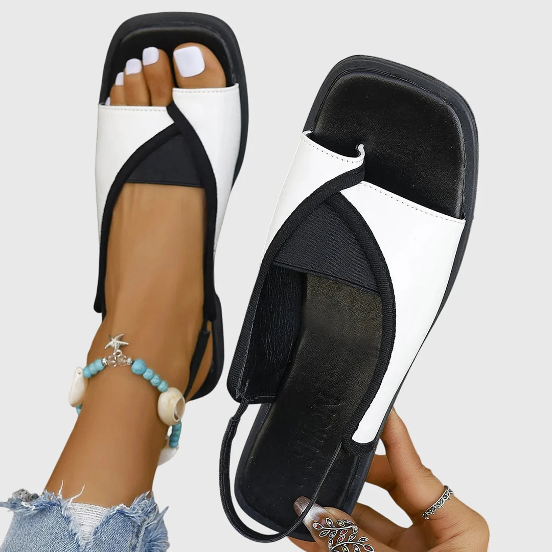 Bequeme Damen-Sandalen mit flacher Sohle und eckiger Zehenpartie