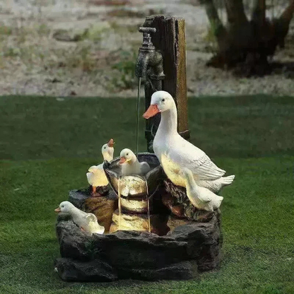 Pondelora – Solar-Gartenfigur mit LED-Licht und Wasserspiel