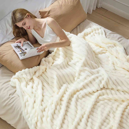 Cozyviro – Weiche Kuscheldecke mit gerippter Oberfläche und beidseitiger Ausführung