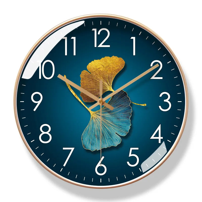 Floranexa – Geräuscharme Wanduhr mit floralem Zifferblatt und Glasabdeckung