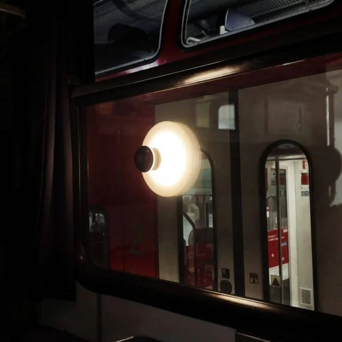 Gripbeam – Wiederaufladbare LED Leuchte mit Saugnapf zur Montage