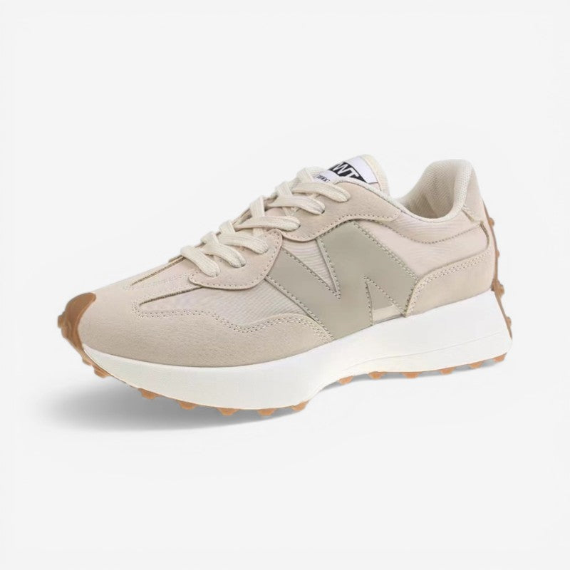 DENIS – Schnür-Sneaker mit spitzer Zehenpartie und rutschfester Sohle