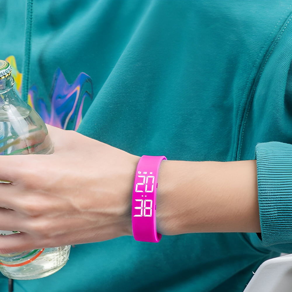 Wristora – Smartwatch mit digitaler Zeitanzeige und Temperaturüberwachung