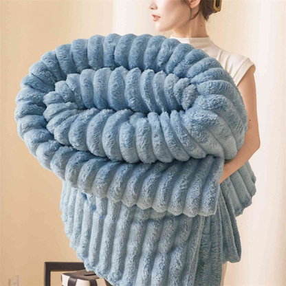 Cozyviro – Weiche Kuscheldecke mit gerippter Oberfläche und beidseitiger Ausführung