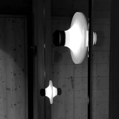 Gripbeam – Wiederaufladbare LED Leuchte mit Saugnapf zur Montage