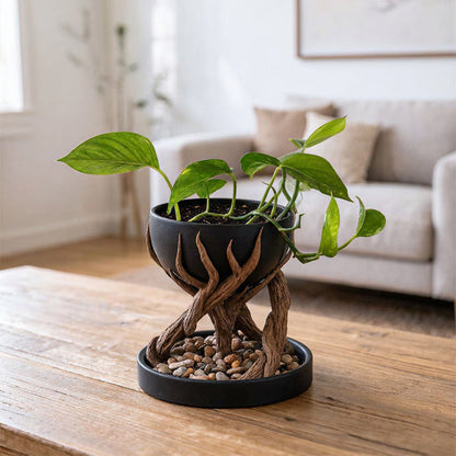 Leafbase – Blumentopf mit gedrehtem Sockel und Ablaufschale