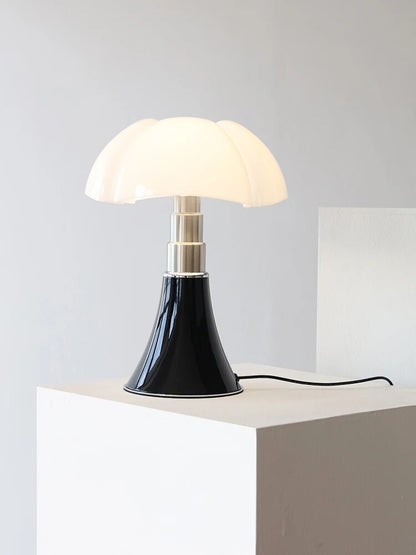 Retro Tischlampe – Elegantes Design Für Stilvolles Ambiente