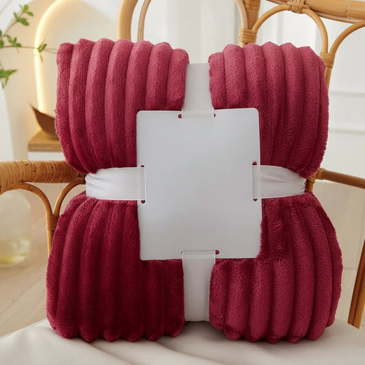 STRIPEWARM – Breite Flanell-Fleece-Decke mit Streifenmuster