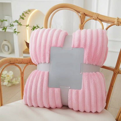 STRIPEWARM – Breite Flanell-Fleece-Decke mit Streifenmuster