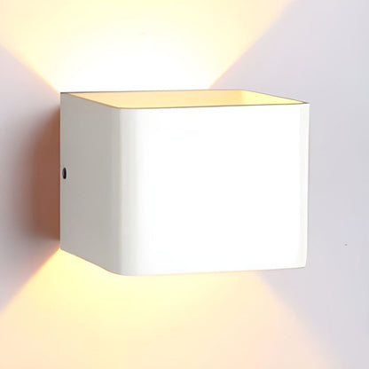 Cubbon Wandleuchte – Elegante Lichtquelle Mit Modernem Design