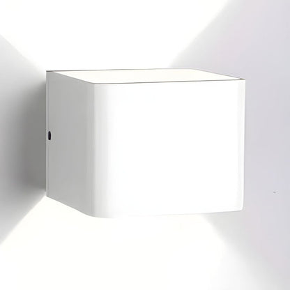 Cubbon Wandleuchte – Elegante Lichtquelle Mit Modernem Design