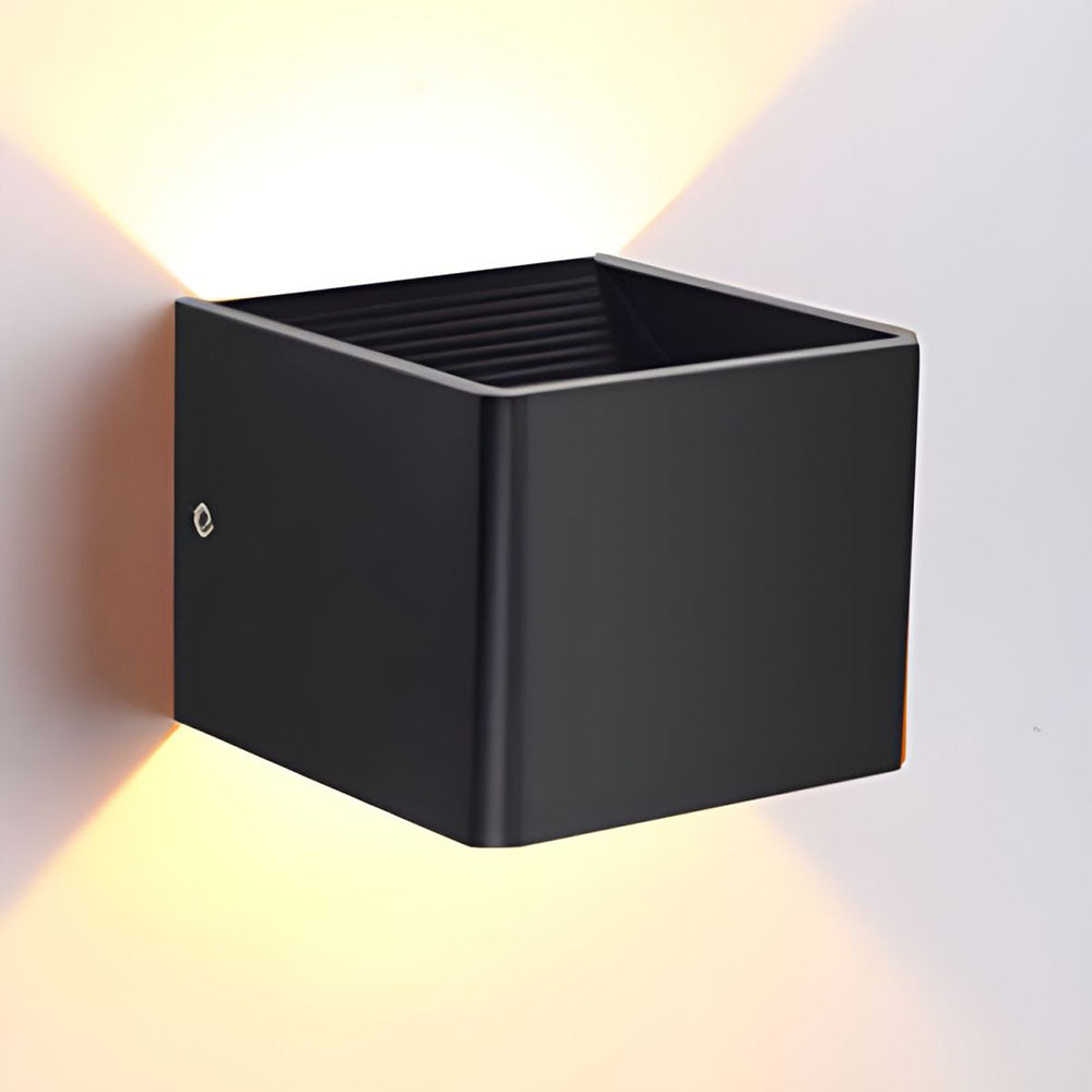 Cubbon Wandleuchte – Elegante Lichtquelle Mit Modernem Design