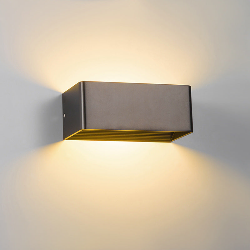 Cubbon Wandleuchte – Elegante Lichtquelle Mit Modernem Design