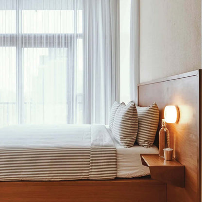 DimpleGlow Wandlampe – Stilvolles Licht Für Elegante Räume