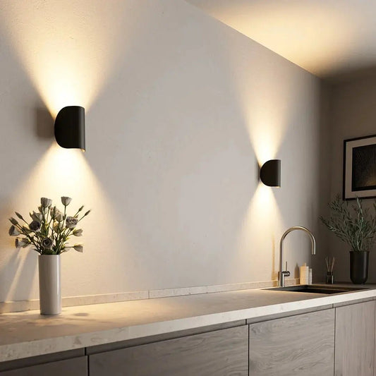 BRIGHTFLOW – Moderne LED-Wandleuchte für energieeffiziente Wohnraumbeleuchtung