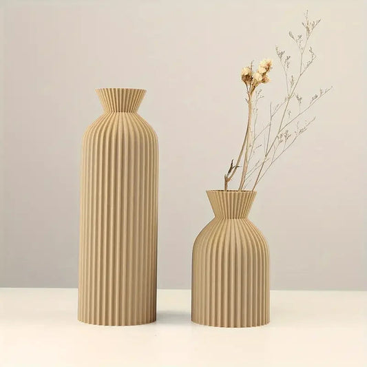 Schwarze Plastikvase - Elegante Blumenpräsentation