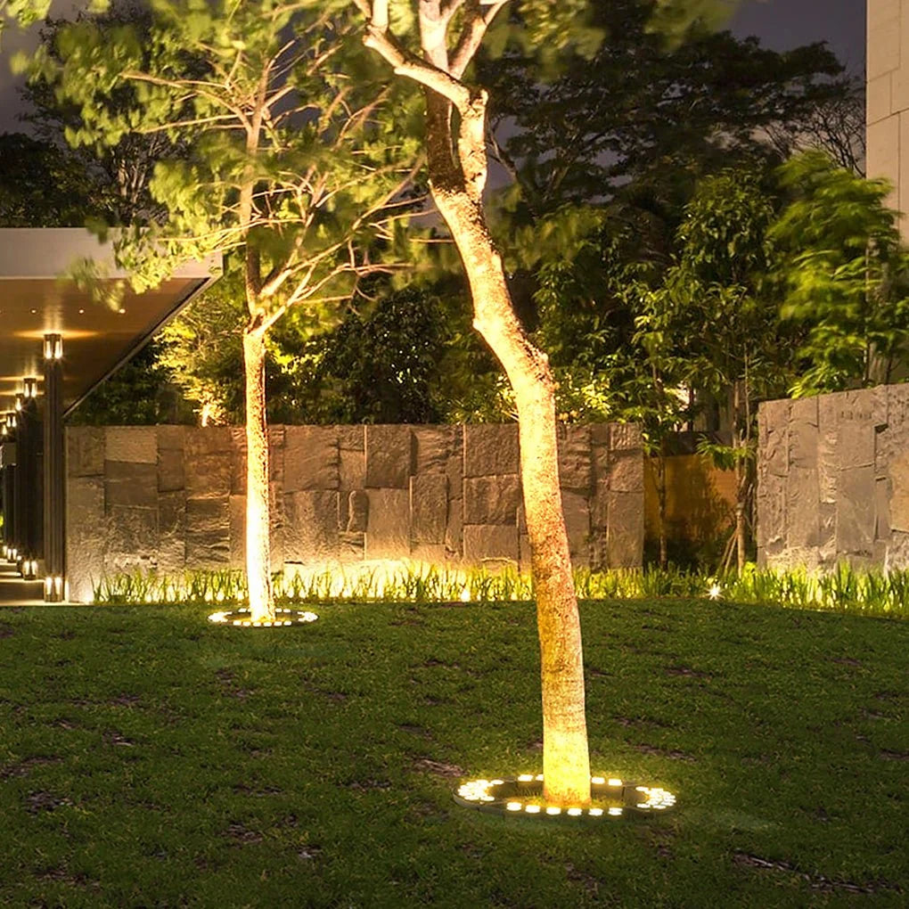BaumSpotlight - Eleganter Aussenstrahler für Ihren Garten