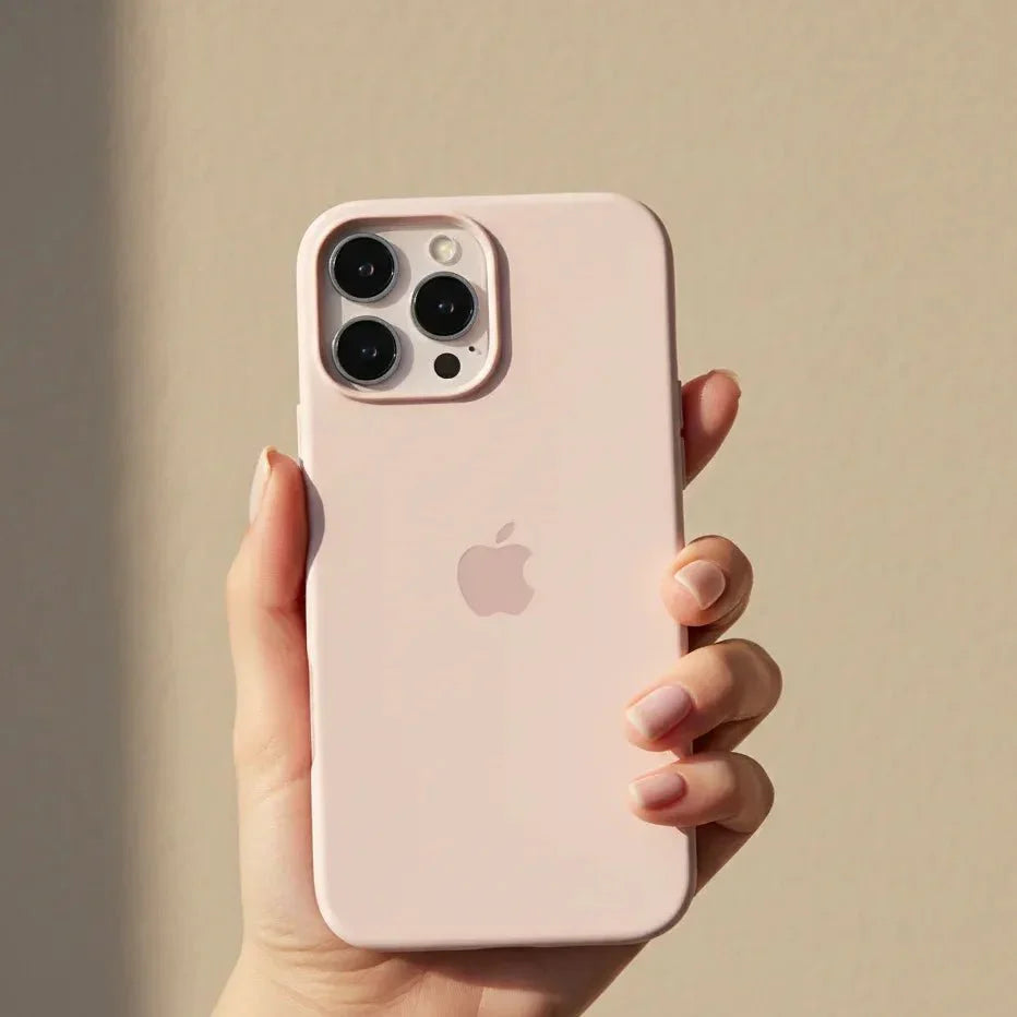 MAGNESOFT LUXE – Magnetische Silikonhülle mit Soft-Touch Oberfläche für iPhone
