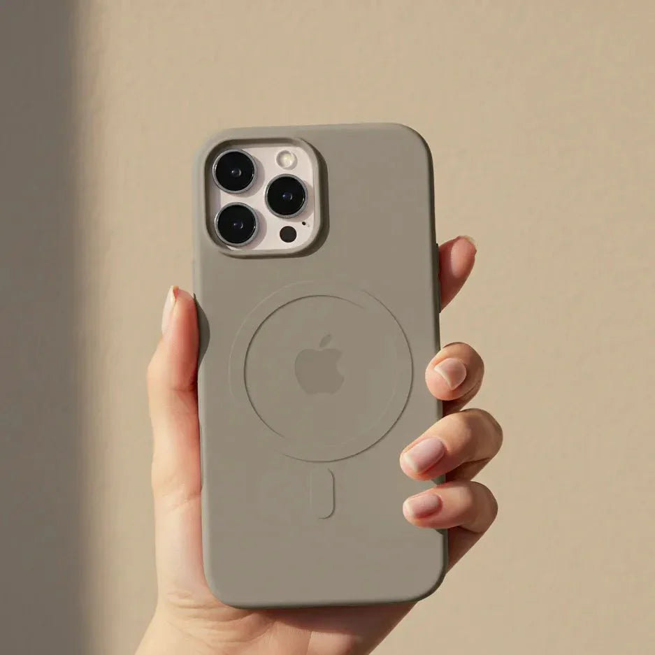 MAGNESOFT LUXE – Magnetische Silikonhülle mit Soft-Touch Oberfläche für iPhone