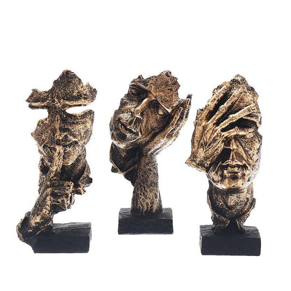 Goldene Skulptur - Nordisches Design für modernes Wohnen