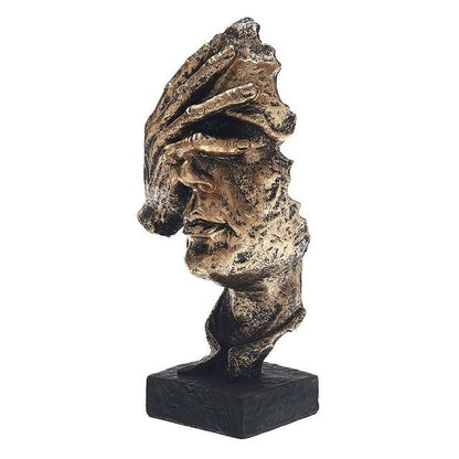 Goldene Skulptur - Nordisches Design für modernes Wohnen