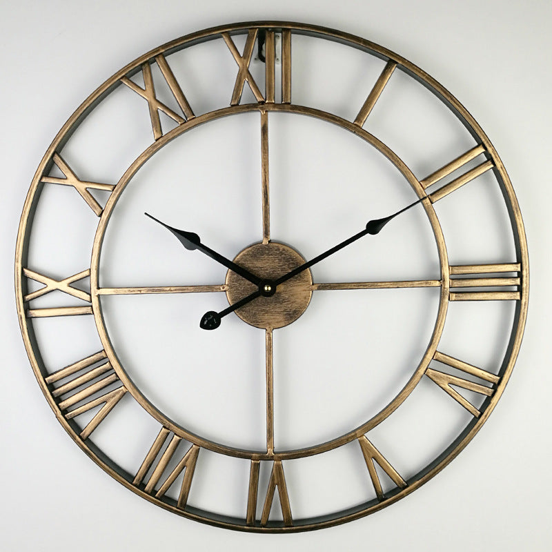 Große Retro Uhr - Zeitloser Retro-Charme