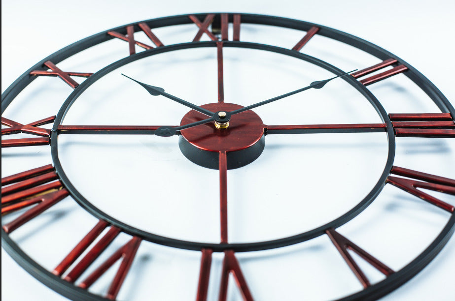 Große Retro Uhr - Zeitloser Retro-Charme