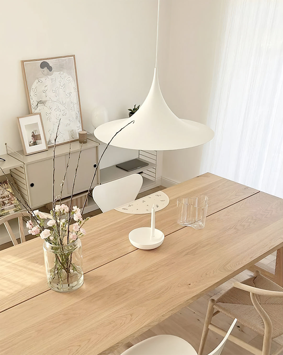 Hängelampe Semi – Elegante Pendelleuchte für Stilvolles Ambiente