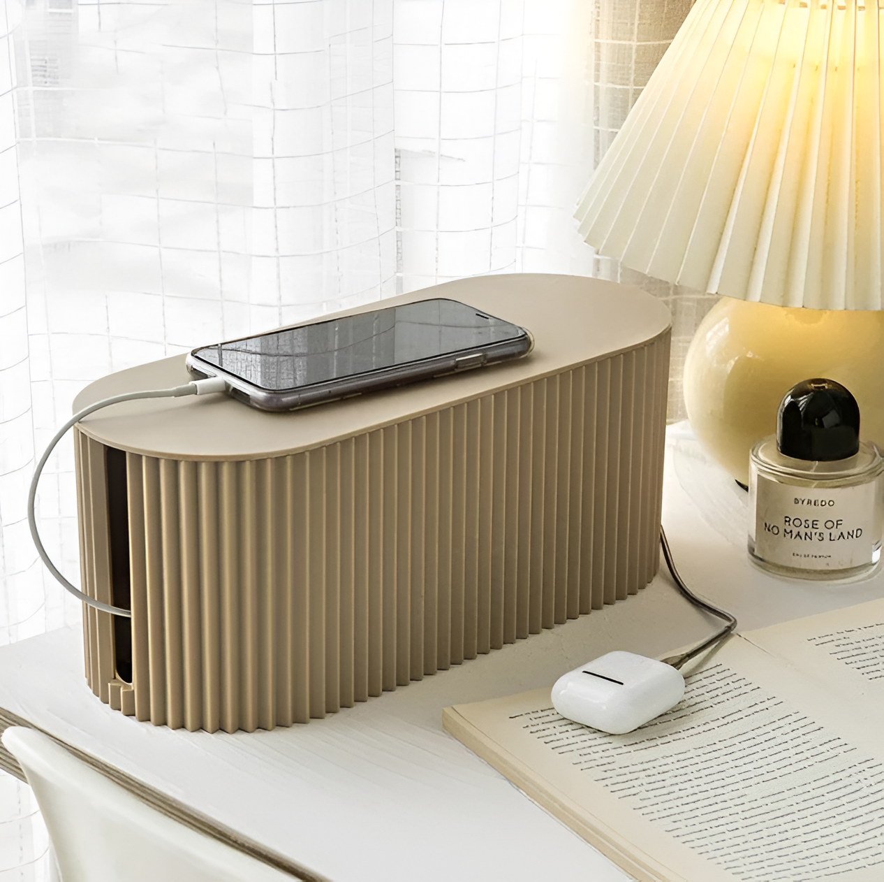 Hid Kabelbox Minimalistisch - Schnelles Laden mit Stil