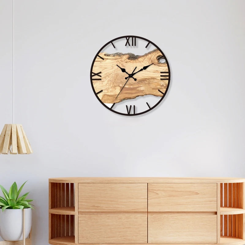 Holzwanduhr Mit Harzdetails - Japanische Eleganz