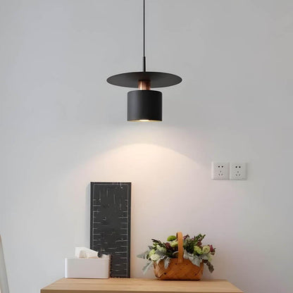 Moderne und elegante Jet-Hängeleuchte
