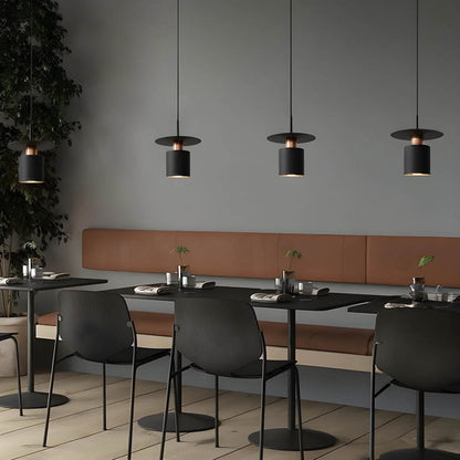 Moderne und elegante Jet-Hängeleuchte