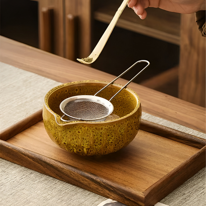 Matchavora – Japanisches Matcha-Tee-Set mit Keramikschale und Bambusbesen