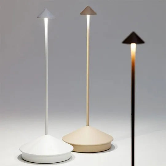 ClarityGlow LED - Kabellose Tischlampe für elegante Akzente