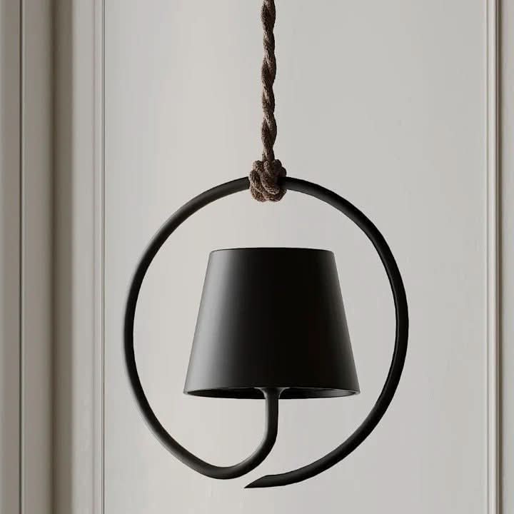 LUMIPEND – Wiederaufladbare LED-Pendelleuchte für Innen- & Außenbereiche