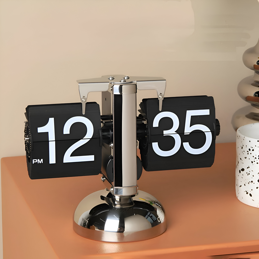 Minimalistische Flip Uhr - Zeitloser Retro-Charme