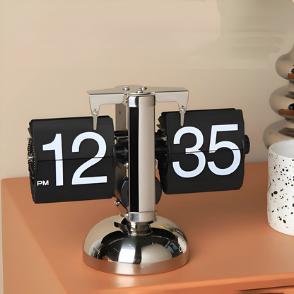 Minimalistische Flip Uhr - Zeitloser Retro-Charme