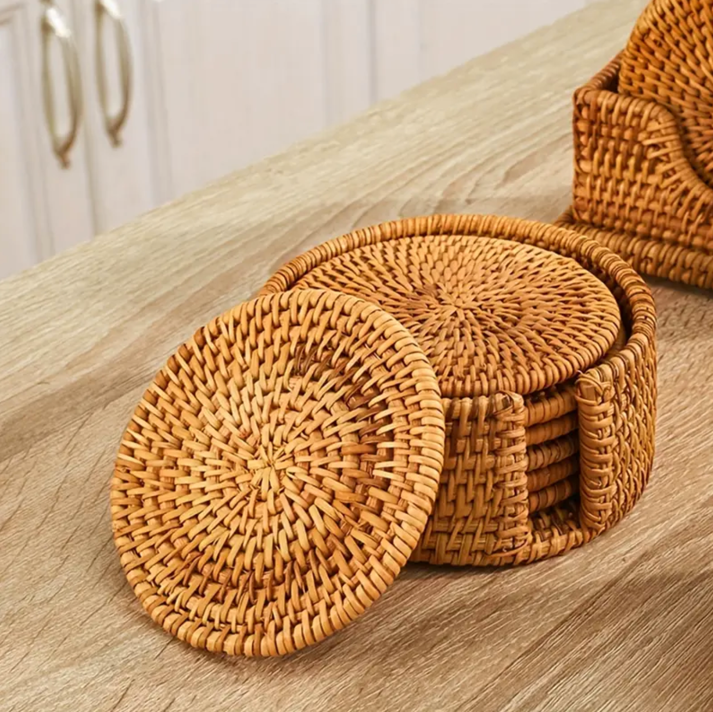 BambusUntersetzer - Rustikales Rattan Set für den Tisch