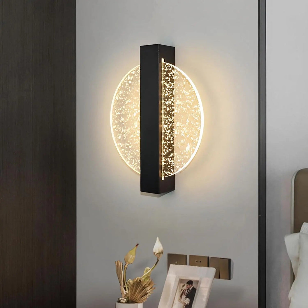 Raynora – Runde Wandleuchte mit LED-Beleuchtung
