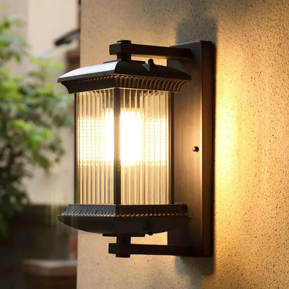 TerraGuard Classic – Wasserdichte Außenwandleuchte aus Metall