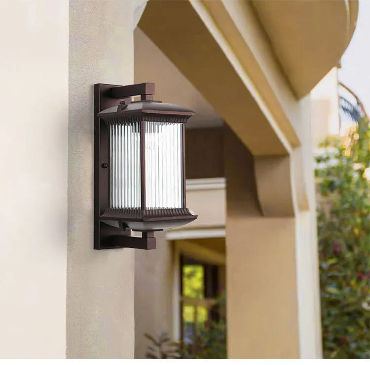 TerraGuard Classic – Wasserdichte Außenwandleuchte aus Metall