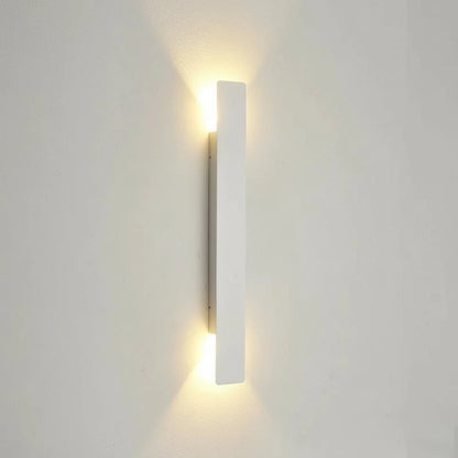 OUTGLOW – Wasserdichte LED-Aluminium-Wandleuchte für Innen & Außen