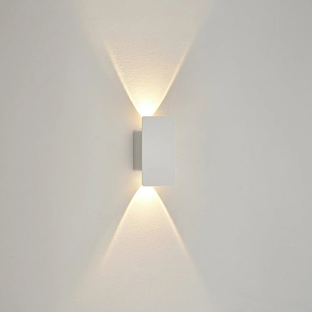 OUTGLOW – Wasserdichte LED-Aluminium-Wandleuchte für Innen & Außen