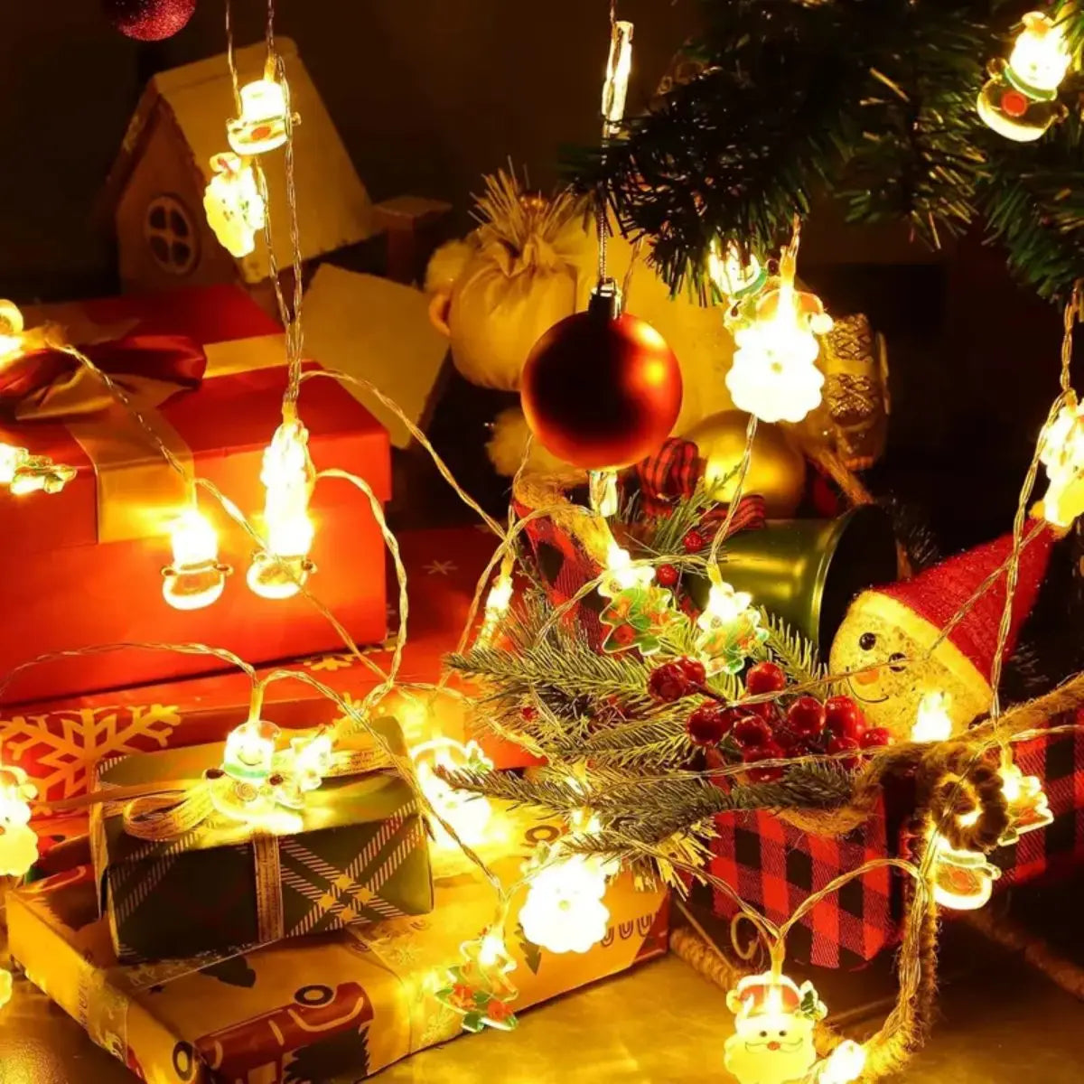 Festora – LED-Weihnachtslichterkette mit Motiven und LED-Beleuchtung
