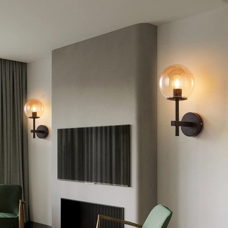 LumiNord – LED-Wandleuchte im nordischen Modern-Stil mit Glaskugel